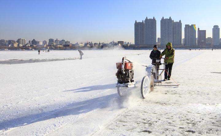 锯冰车采冰工具